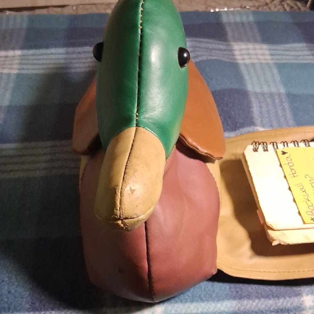 Duck Shaped Remote Holder with Storage Pockets - Picture 2 of 4